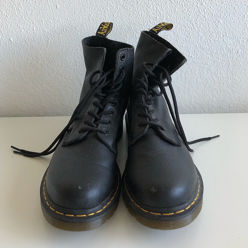 Dr. Martens 1460 Women’s Pascal Virginia Leather Boots, Size 10